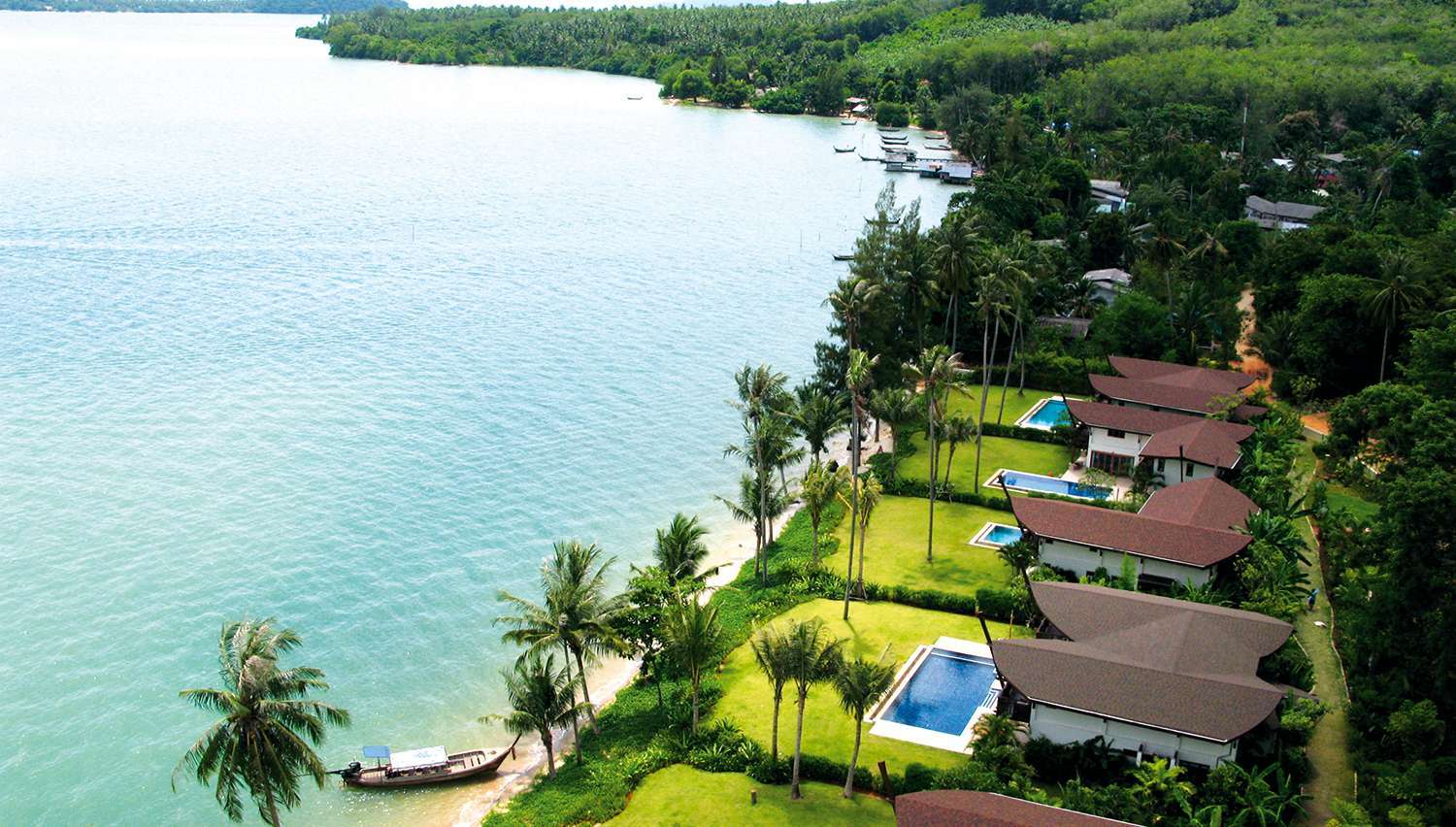 The Village Coconut Island hotel (Phuket, Thailand) | NOVATOURS